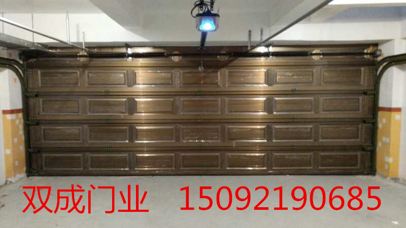 青島車庫(kù)門(mén)廠家定制 